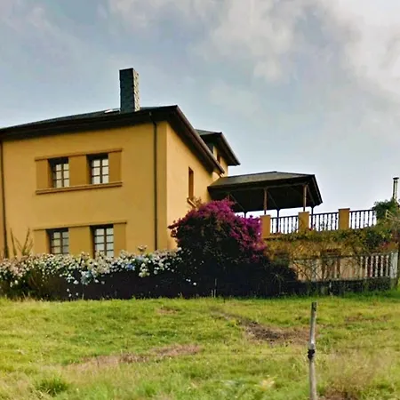 Nyaraló Casona Rural En La Costa Asturiana Queruas